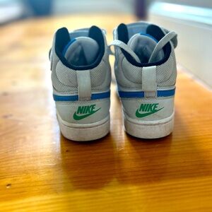 Kids size 5Y Nike high tops, gently used